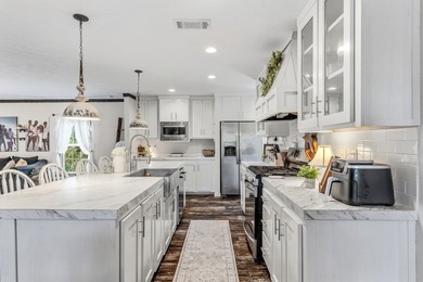 Charming 2020 manufactured farmhouse-style home on nearly an - photo 1