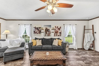 Charming 2020 manufactured farmhouse-style home on nearly an - photo 4