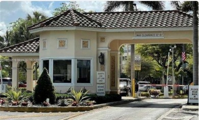 Lake Condo For Sale in Pembroke Pines, Florida