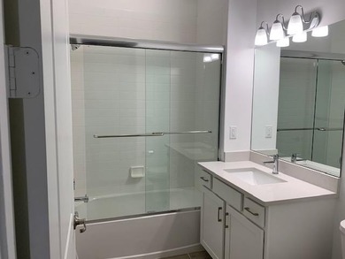 Additional listing photo 4