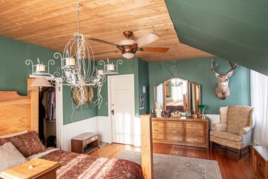 Great opportunity to own a heritage home in Summerland. This - photo 21