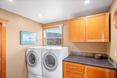 Great opportunity to own a heritage home in Summerland. This - photo 24
