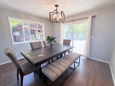 Welcome to this dream home located in a cul-de-sac on a 1/3 acre - photo 26