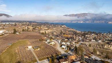 Great opportunity to own a heritage home in Summerland. This - photo 33