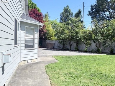 Welcome to this dream home located in a cul-de-sac on a 1/3 acre - photo 35