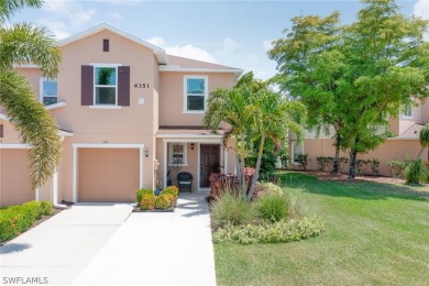 Lake Townhome/Townhouse For Sale in North Fort Myers, Florida