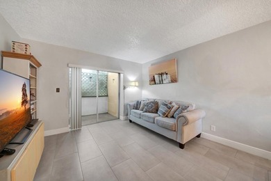 Beautifully updated 2-bedroom, 1-bathroom first-floor condo - photo 3