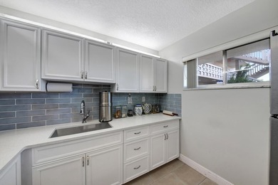 Beautifully updated 2-bedroom, 1-bathroom first-floor condo - photo 10