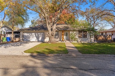 Lake Waco Home For Sale in Waco Texas