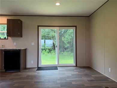 VRM: Sellers will entertain offers between $179,000-$189,000 - photo 12