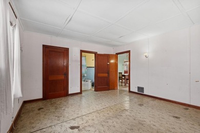 BUILD YOUR NEW CONSTRUCTION DREAM HOME OR REIMAGINE THIS CLASSIC - photo 13