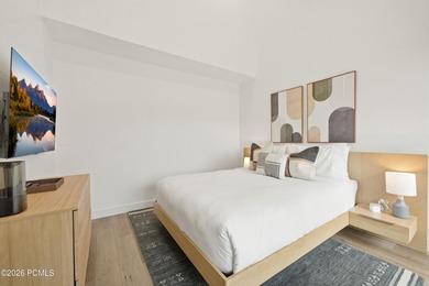 Move in and start living -- this fully remodeled townhome has - photo 14