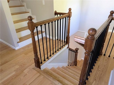 Final price drop! Gorgeous, exceptionally renovated 3+ bedroom - photo 19
