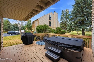Move in and start living -- this fully remodeled townhome has - photo 22