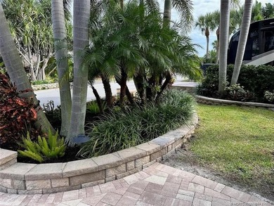 Experience the pinnacle of lakefront RV living with this - photo 22