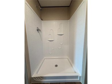 VRM: Sellers will entertain offers between $179,000-$189,000 - photo 23
