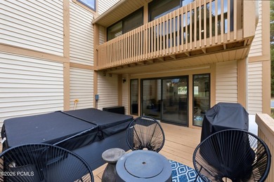 Move in and start living -- this fully remodeled townhome has - photo 25