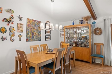 **OPEN HOUSE, Saturday, June 20th, 12-2** Step into a home that - photo 27