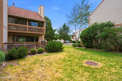 Move in and start living -- this fully remodeled townhome has - photo 28