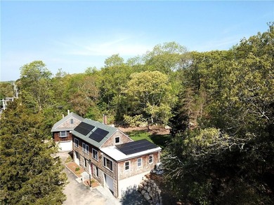 Final price drop! Gorgeous, exceptionally renovated 3+ bedroom - photo 35
