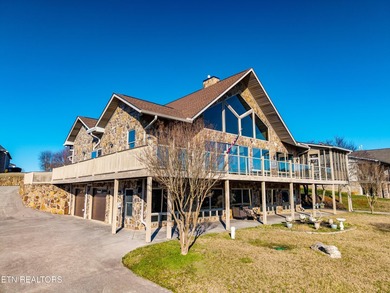 Tellico Lake Home Sale Pending in Maryville Tennessee