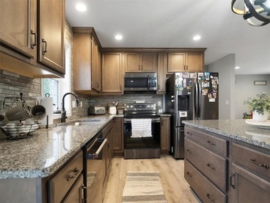 A Rare Opportunity to own a Remarkable Cape Cod that offers 2.6 - photo 11