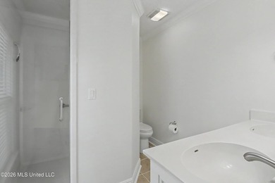 Wake up every day to breathtaking waterfront views and - photo 17