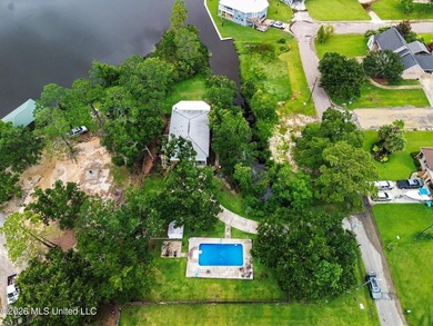 Wake up every day to breathtaking waterfront views and - photo 23