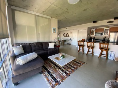 Spacious loft-style 1-bedroom, 1.5-bath residence in Midtown 2 - photo 2