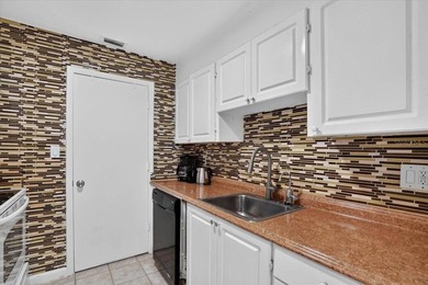 Welcome to this well-maintained, fully furnished ground-floor - photo 8