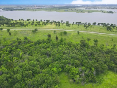 3+ Acre Offwater Lot with Boat Slip on Lake Halbert - photo 28