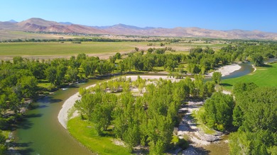 Stunning stretch of the Salmon River and located only minutes - photo 3