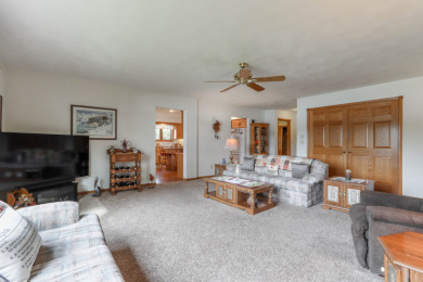 Custom-Built Lakefront Home in Waupaca, WI - Taylor Lake Gem - photo 10