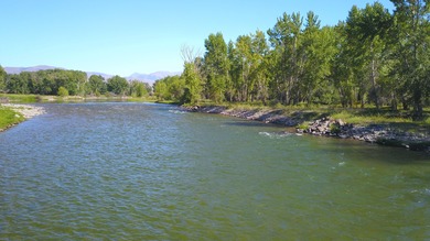 Stunning stretch of the Salmon River and located only minutes - photo 10