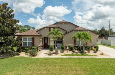 East Lake Tohopekaliga Home Sale Pending in ST Cloud Florida