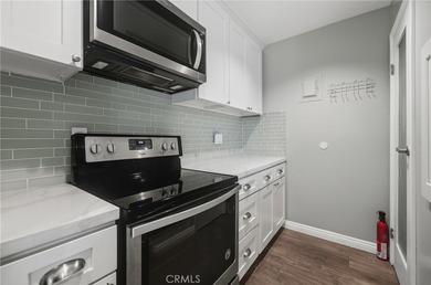 Recently renovated within the well-located Huntington Gardens - photo 12