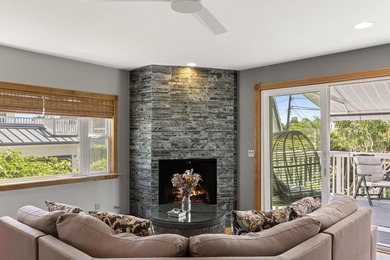 BIRD ROCK SUMMER RENTAL - House & Studio Cottage. Tucked away in - photo 12