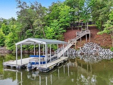 WELCOME to an exceptionally rare opportunity to own a luxury - photo 2