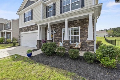 Welcome to this beautiful 4-bedroom, 2.5-bath home located in - photo 3