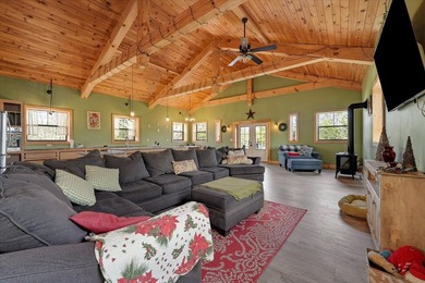Welcome to 2649 Wildwood Rd, a private cabin-style retreat - photo 15