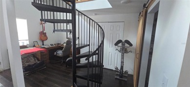 Back on the Market!!! Grab your animals and come on home. enjoy - photo 18