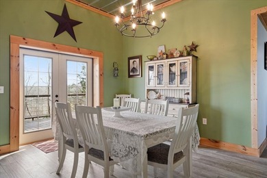 Welcome to 2649 Wildwood Rd, a private cabin-style retreat - photo 18