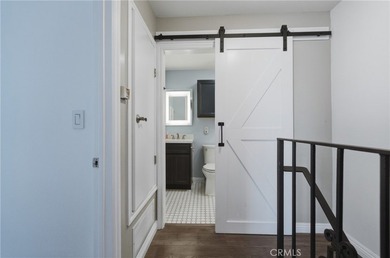 Recently renovated within the well-located Huntington Gardens - photo 19