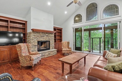 WELCOME to an exceptionally rare opportunity to own a luxury - photo 10