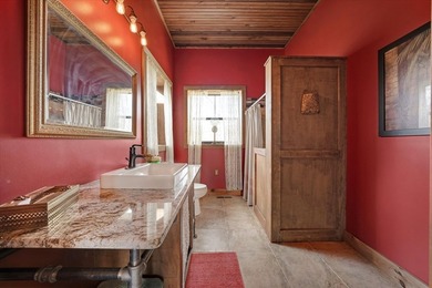 Welcome to 2649 Wildwood Rd, a private cabin-style retreat - photo 21