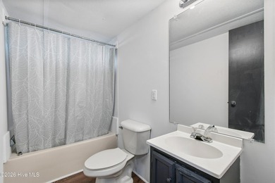 Located in the established Lakewood Estates community, this - photo 22