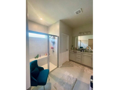 Absolutely immaculate 3 bedroom 2 Bath home plus 4th flex - photo 22