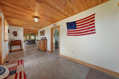 Welcome to 2649 Wildwood Rd, a private cabin-style retreat - photo 26