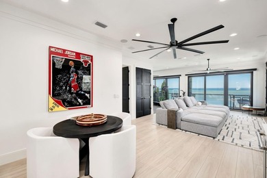 Perfectly positioned on the bay and masterfully constructed by - photo 35