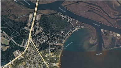 A VACANT LOT IN PENSACOLA IN ESCAMBIA - photo 3